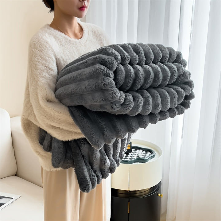 1pc Contemporary Plush Double-Layer Leisure Fur Throw Blanket - Soft, Warm & Cozy for All Seasons, Machine Washable, Polyester, Ideal for Couch, Bed, Office, Travel - Perfect Christmas Gift