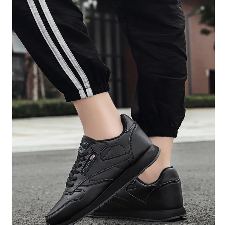 Couple Sneakers 2024 Fashion shoe Men Women Running Shoes Non Slip White Black Sport Shoes Outdoor Lace Up Walking Shoes Male