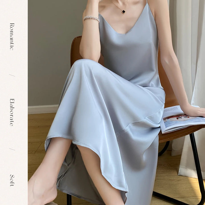 Summer Halter Dress Female Silk Silk Silk High Grade Satin Solid Color Long A-Line Skirt Waist Show Thin Cover Meat RW D13