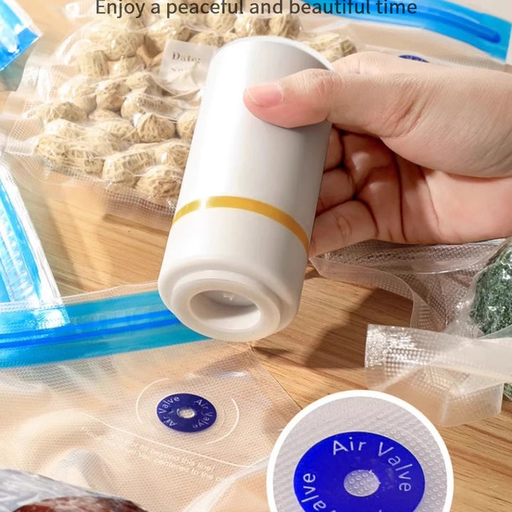 high-quality food handheld vacuum sealer Portable & Rechargeable Vacuum Sealer (Vacuum Sealers+ 30 reusable vacuum seal bags