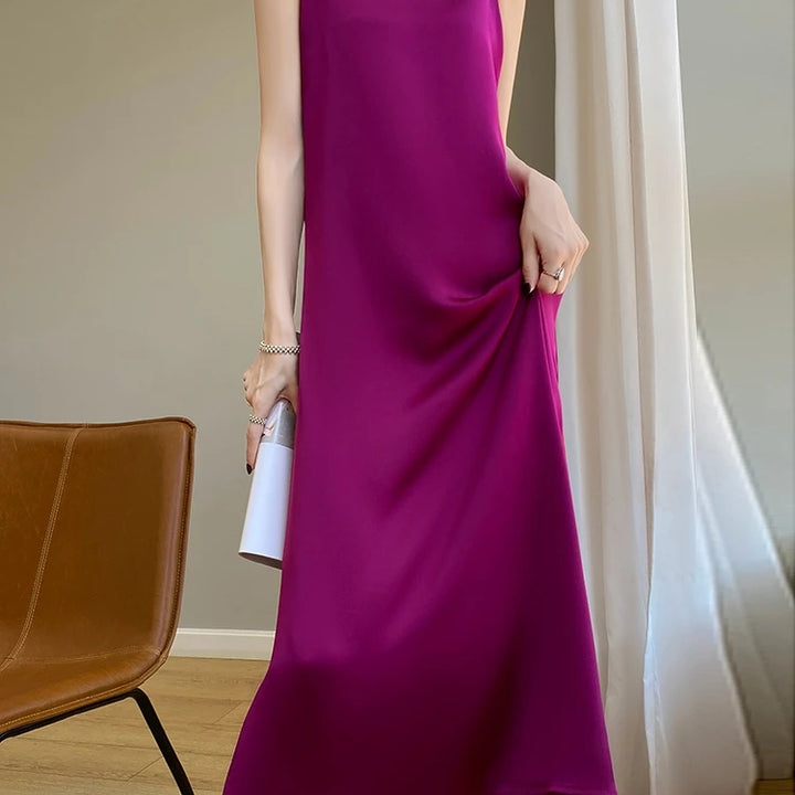 Summer Halter Dress Female Silk Silk Silk High Grade Satin Solid Color Long A-Line Skirt Waist Show Thin Cover Meat RW D13