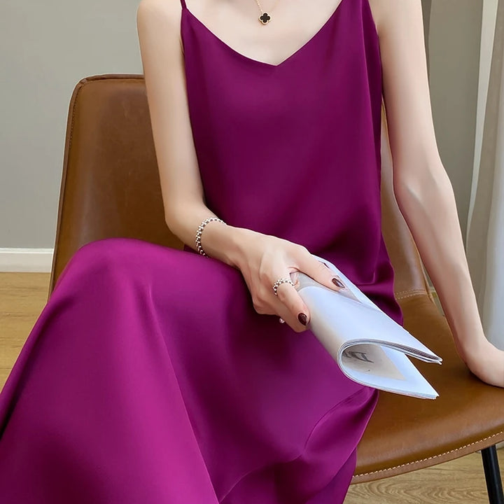 Summer Halter Dress Female Silk Silk Silk High Grade Satin Solid Color Long A-Line Skirt Waist Show Thin Cover Meat RW D13