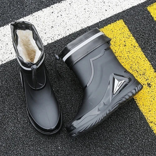 Autumn and winter non-slip rain boots for men warm rain boots, velvet waterproof shoes, kitchen plastic work shoes fishing shoes