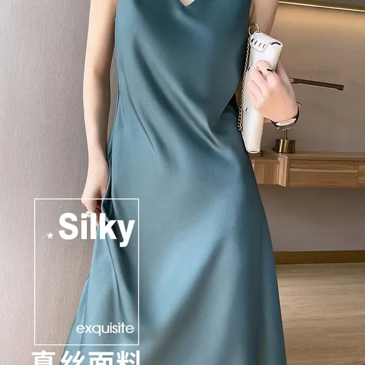 Spring/Summer Satin Dress V-neck, sleeveless, suit with a high-waisted maxi skirt