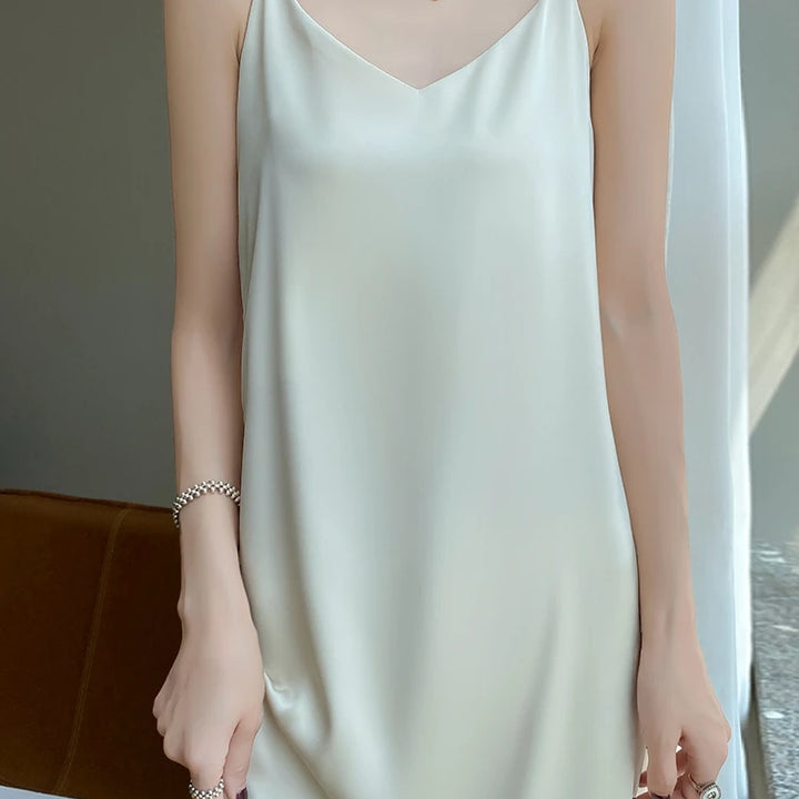 Silk High-Grade Dress New Spring/Summer Sleeveless V-Neck Dress Vest Slip Skirt Silk White With High-Grade Temperament RW D13