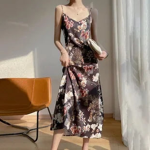 Spring/Summer Satin Dress V-neck, sleeveless, suit with a high-waisted maxi skirt