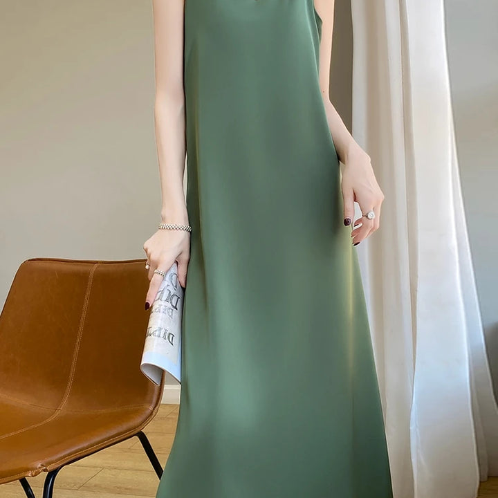 Summer Halter Dress Female Silk Silk Silk High Grade Satin Solid Color Long A-Line Skirt Waist Show Thin Cover Meat RW D13