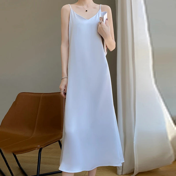 Summer Halter Dress Female Silk Silk Silk High Grade Satin Solid Color Long A-Line Skirt Waist Show Thin Cover Meat RW D13