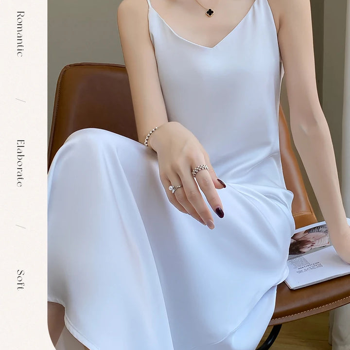 Summer Halter Dress Female Silk Silk Silk High Grade Satin Solid Color Long A-Line Skirt Waist Show Thin Cover Meat RW D13