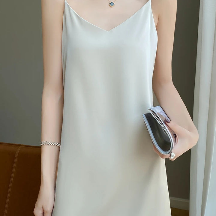 Silk High-Grade Dress New Spring/Summer Sleeveless V-Neck Dress Vest Slip Skirt Silk White With High-Grade Temperament RW D13