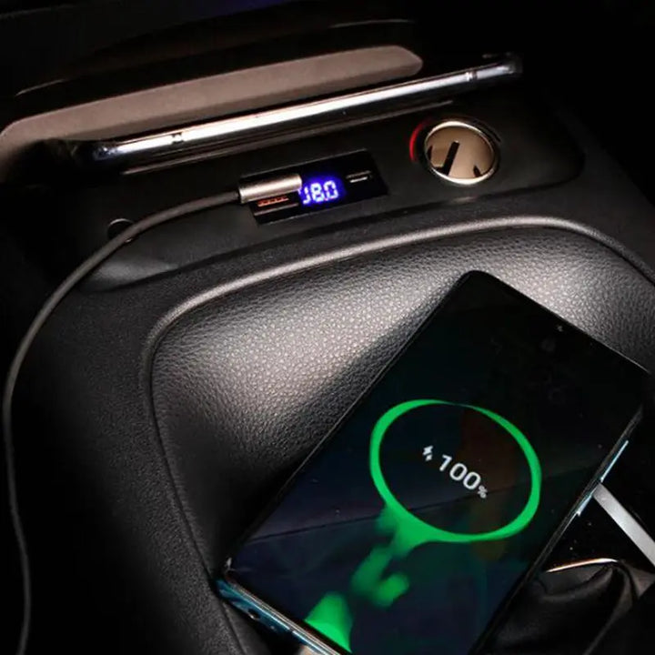 For Toyota Corolla ALTIS 2019 2020 2021 accessories 15w car QI wireless charger fast phone charger charging case charging holder