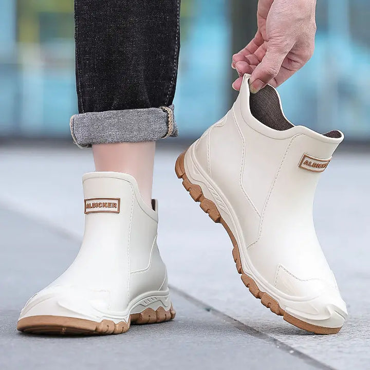 Fashionable Rain Boots for Men New Rainproof and Waterproof Shoes, Short Non-slip Casual Fishing Rubber Boots, Work Rubber Shoes