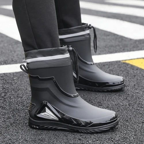 Autumn and winter non-slip rain boots for men warm rain boots, velvet waterproof shoes, kitchen plastic work shoes fishing shoes