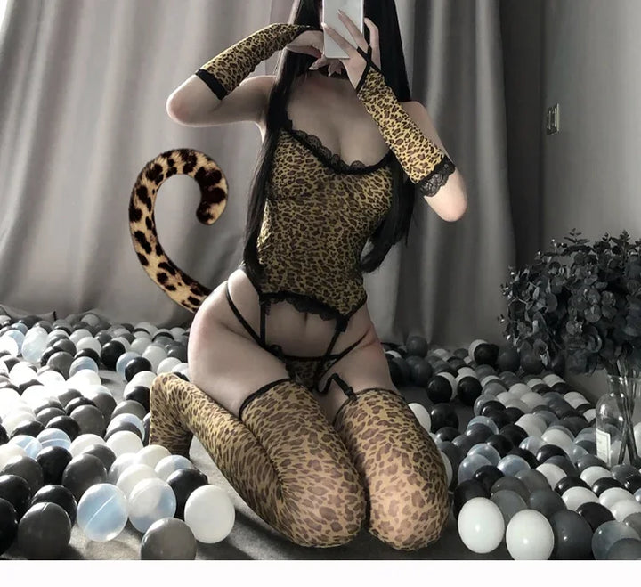 New Sexy Erotic Lingerie Sexy Costumes Sexy Lingerie Hot Black Lace Perspective Women Teddy Lingerie Cosplay Cat Uniform