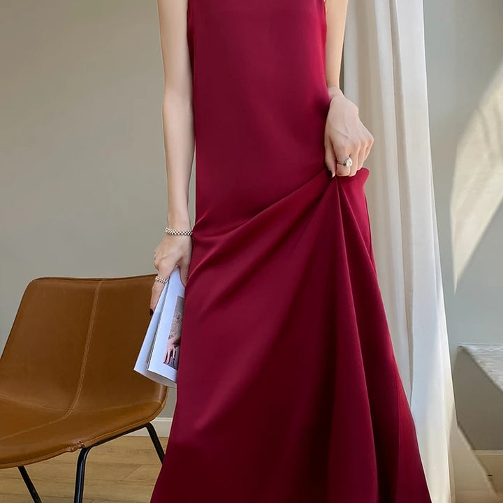 Summer Halter Dress Female Silk Silk Silk High Grade Satin Solid Color Long A-Line Skirt Waist Show Thin Cover Meat RW D13