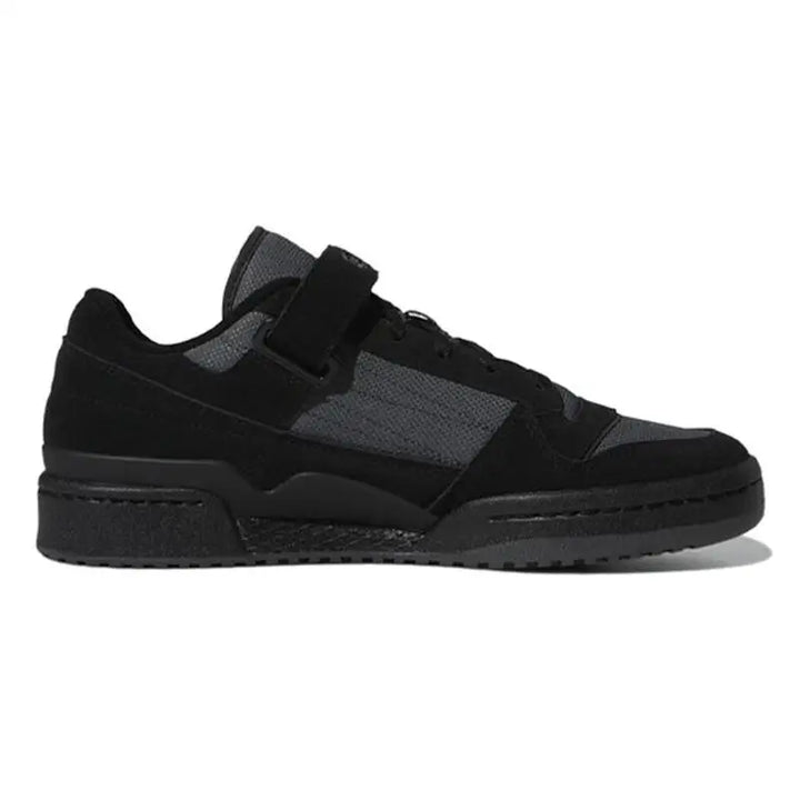 adidas originals FORUM Skateboarding Shoes Unisex Low-top Black Sneakers shoes GY5720