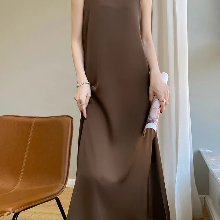 Summer Halter Dress Female Silk Silk Silk High Grade Satin Solid Color Long A-Line Skirt Waist Show Thin Cover Meat RW D13