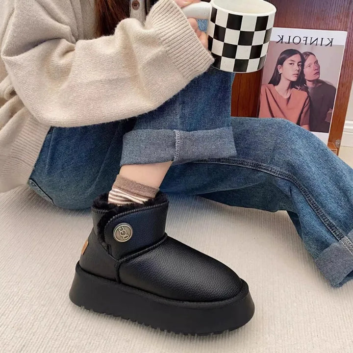 Classic Snow Boots Non-slip Warm High-quality Leather Thickened Plush Waterproof and Cold-resistant Women's Black Boots