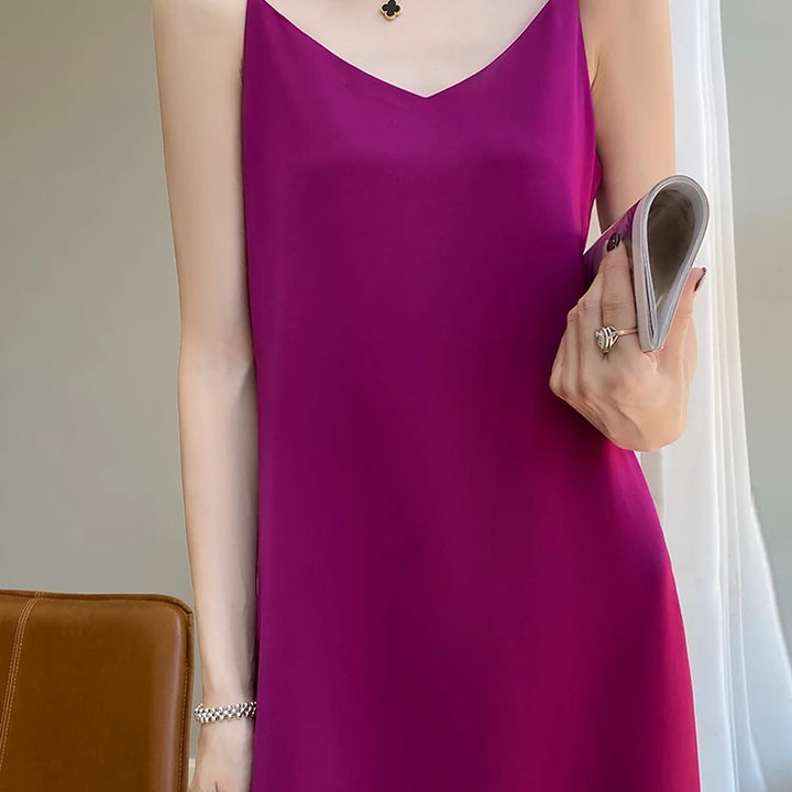 Summer Halter Dress Female Silk Silk Silk High Grade Satin Solid Color Long A-Line Skirt Waist Show Thin Cover Meat RW D13