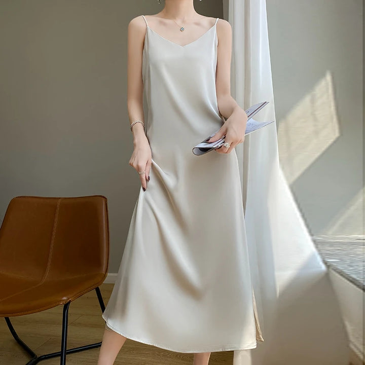 Silk High-Grade Dress New Spring/Summer Sleeveless V-Neck Dress Vest Slip Skirt Silk White With High-Grade Temperament RW D13