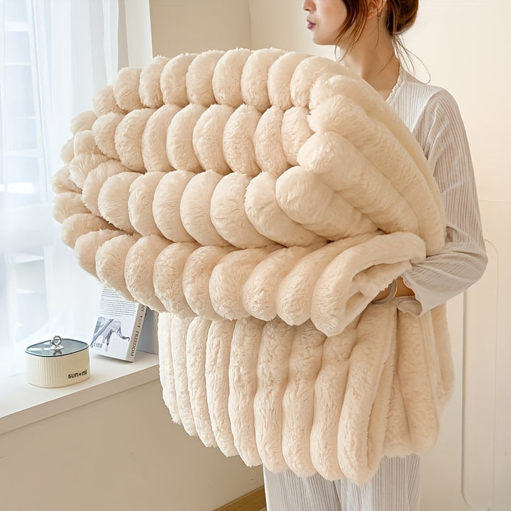 1pc Contemporary Plush Double-Layer Leisure Fur Throw Blanket - Soft, Warm & Cozy for All Seasons, Machine Washable, Polyester, Ideal for Couch, Bed, Office, Travel - Perfect Christmas Gift