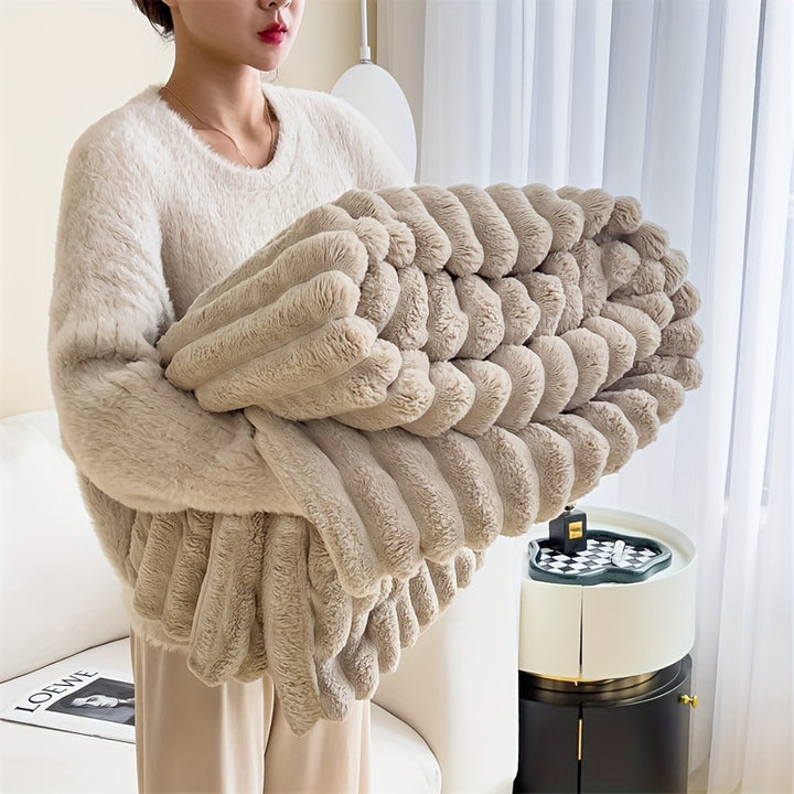 1pc Contemporary Plush Double-Layer Leisure Fur Throw Blanket - Soft, Warm & Cozy for All Seasons, Machine Washable, Polyester, Ideal for Couch, Bed, Office, Travel - Perfect Christmas Gift